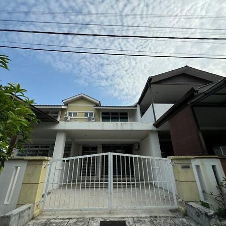 Homestay Bagan Serai מראה חיצוני תמונה