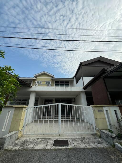 Homestay Bagan Serai מראה חיצוני תמונה